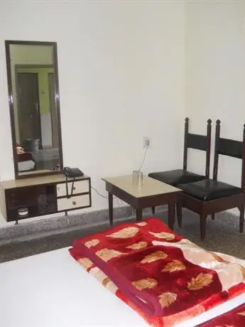 Hotel Arjun Allahabad 