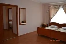 Gnezdo Mini Hotel 