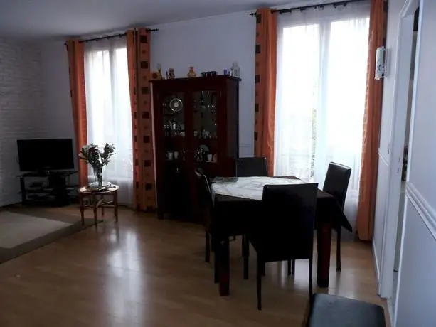 Bed & Breakfast Lagny 2