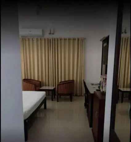 Hotel Raj Residency 