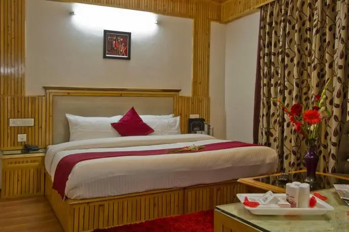 Hotel Himgiri Manali 