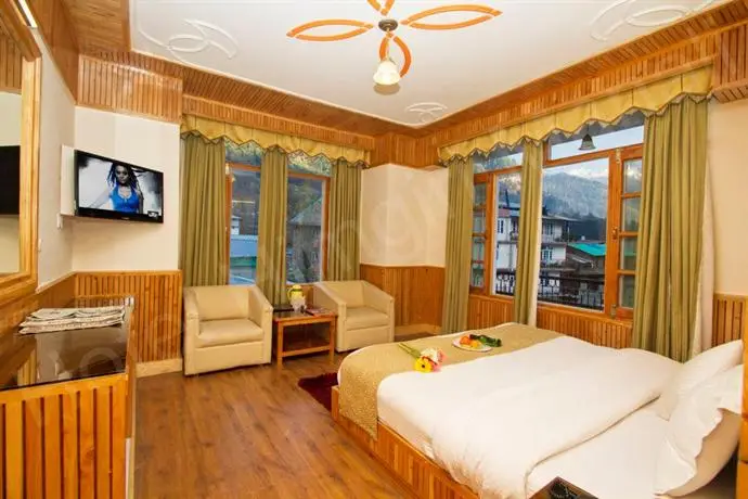 Hotel Himgiri Manali 