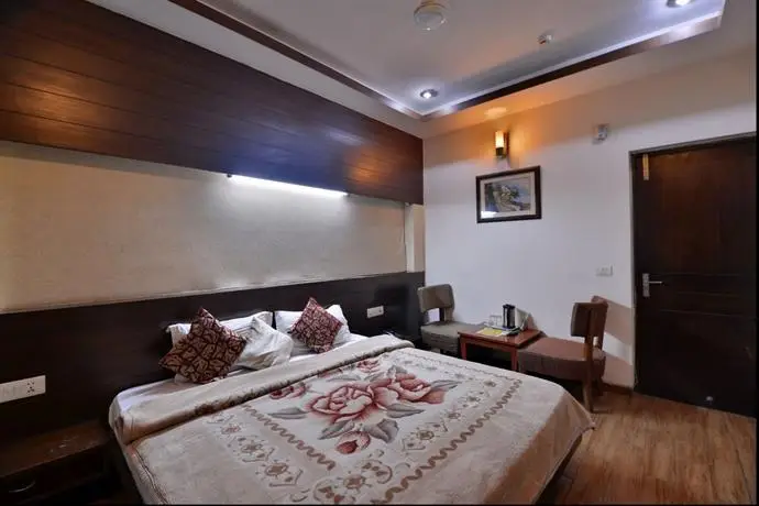 Hotel Mohali Residency 