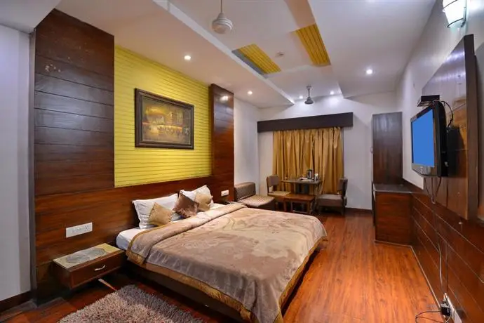 Hotel Mohali Residency