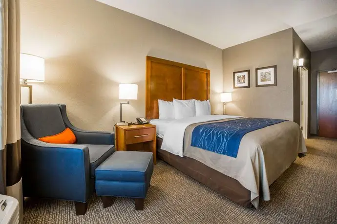 Comfort Inn & Suites Cheyenne 