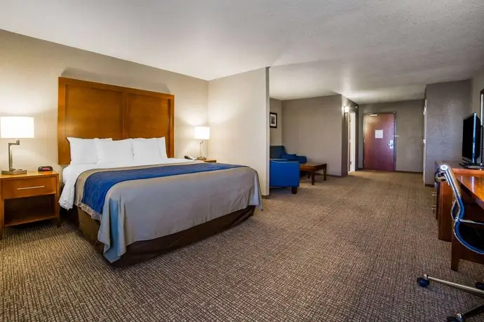 Comfort Inn & Suites Cheyenne 