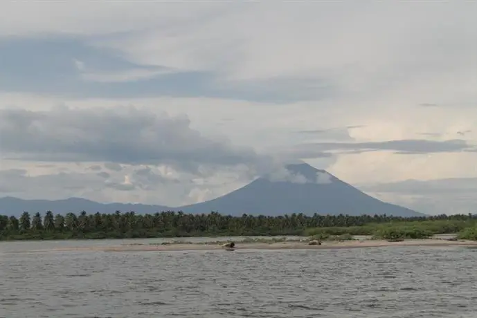 Puerto Barillas 