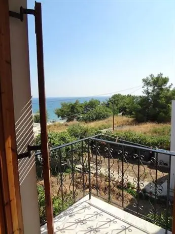 Galini Pension Samos 