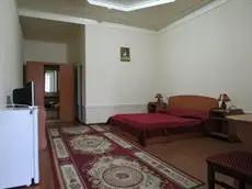 Hotel Rovshan 