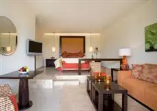 Nh Riviera Cancun Luxury Resort 