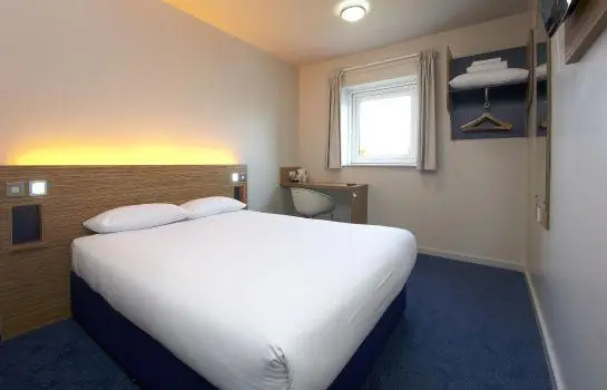 Travelodge Birmingham Sheldon 