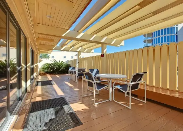 Summer House on Romar Beach 