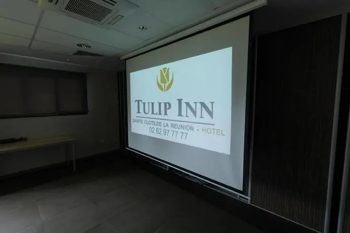 Tulip Inn Sainte Clotilde 