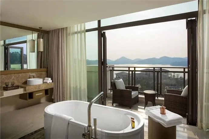 Sheraton Bailuhu Resort Huizhou 