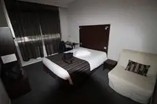Adonis Lyon Est Hotel Artys 