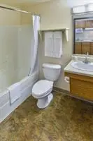 WoodSpring Suites Lake Charles 