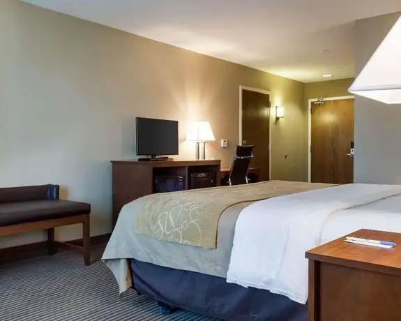 Comfort Inn & Suites Watford City 