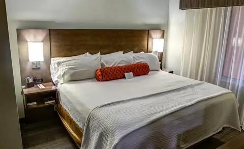 DoubleTree by Hilton West Fargo Sanford Medical Center Area 