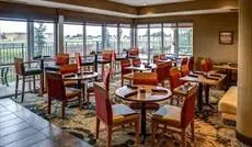 DoubleTree by Hilton West Fargo Sanford Medical Center Area Bar / restaurant