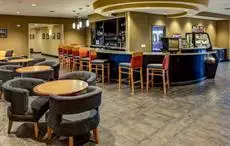 DoubleTree by Hilton West Fargo Sanford Medical Center Area Bar / restaurant