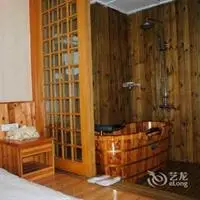 Jiangjun Holiday Hotel 