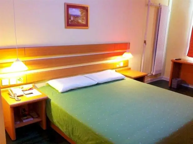 Home Inn Tai'an Train Station Square 