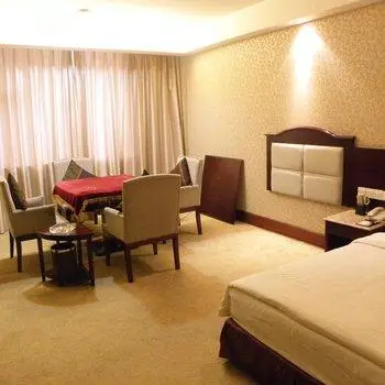 Huafeng Huatian Hotel værelse