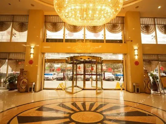 Golden Land Hotel Hantai