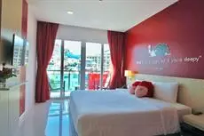 Sleep with Me Hotel Design Hotel at Patong 