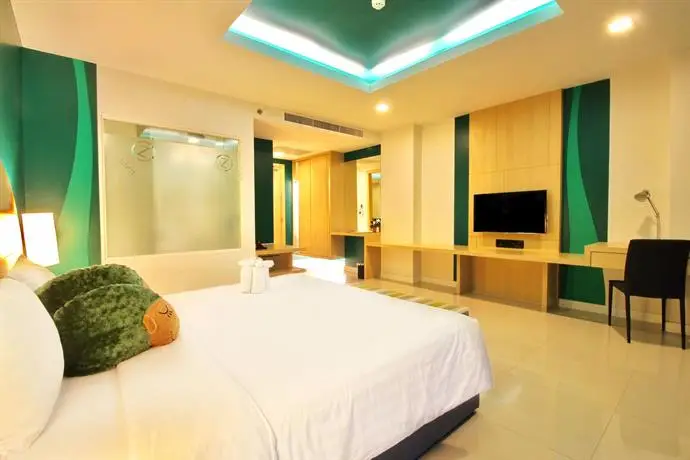 Sleep with Me Hotel Design Hotel at Patong 