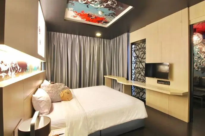 Sleep with Me Hotel Design Hotel at Patong 