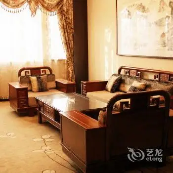 Xinjiang Kunlun Hotel 