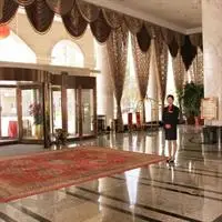 Xinjiang Kunlun Hotel 