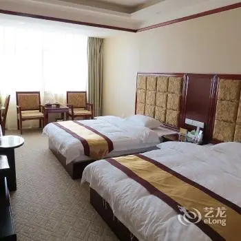 Yiyang Hotel Ruili 