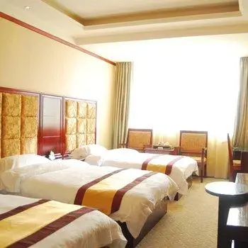 Yiyang Hotel Ruili 