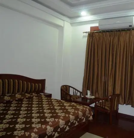 Hotel Sunrise Inn Lucknow