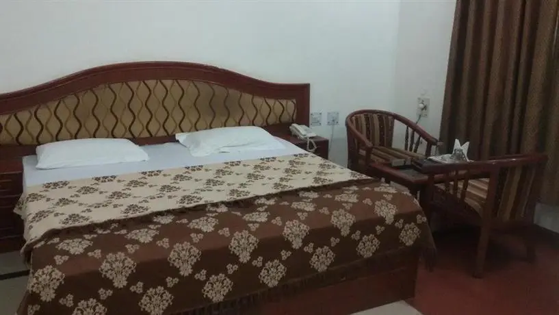 Hotel Sunrise Inn Lucknow 