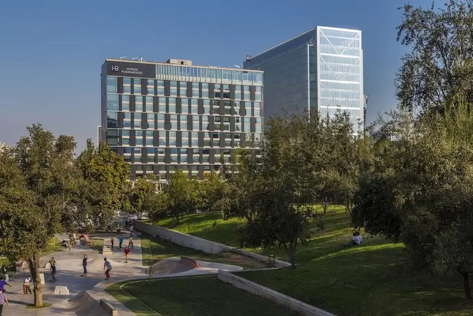 Plaza El Bosque Nueva Las Condes 