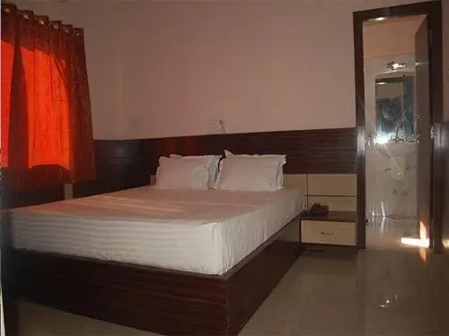 Hotel Om International Bodhgaya 