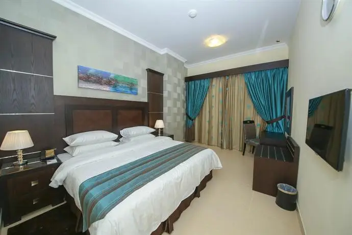 Ivory Grand Hotel Apartments 