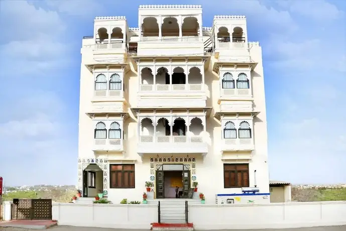 Hotel Royal Pratap Niwas