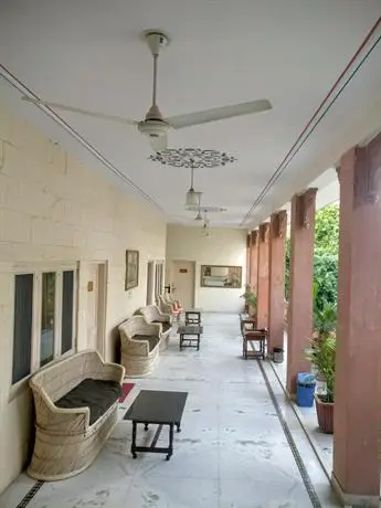 Suryaa Villa