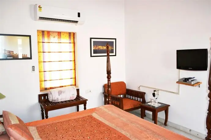 Suryaa Villa 