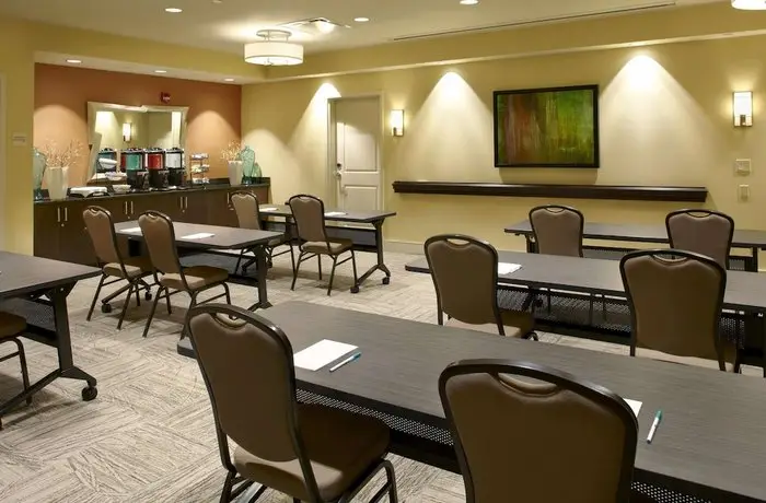 Homewood Suites by Hilton Pittsburgh Airport/Robinson Mall Area 