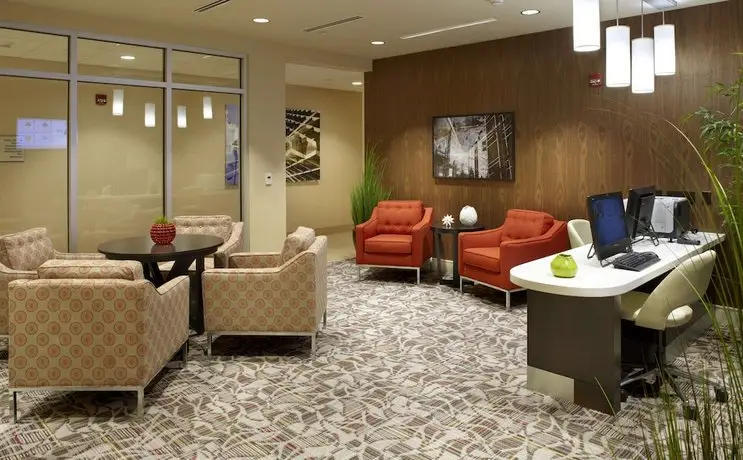 Homewood Suites by Hilton Pittsburgh Airport/Robinson Mall Area 