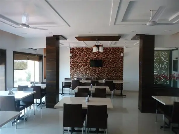 Hotel Anand Ratnagiri 