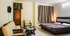 Hotel Deodar Villa 