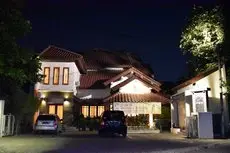 D Ajenk Boutique Guest House 