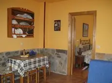 Apartamentos Rurales Casa El Caminero 