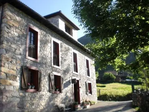 Hotel Rural Genestoso 